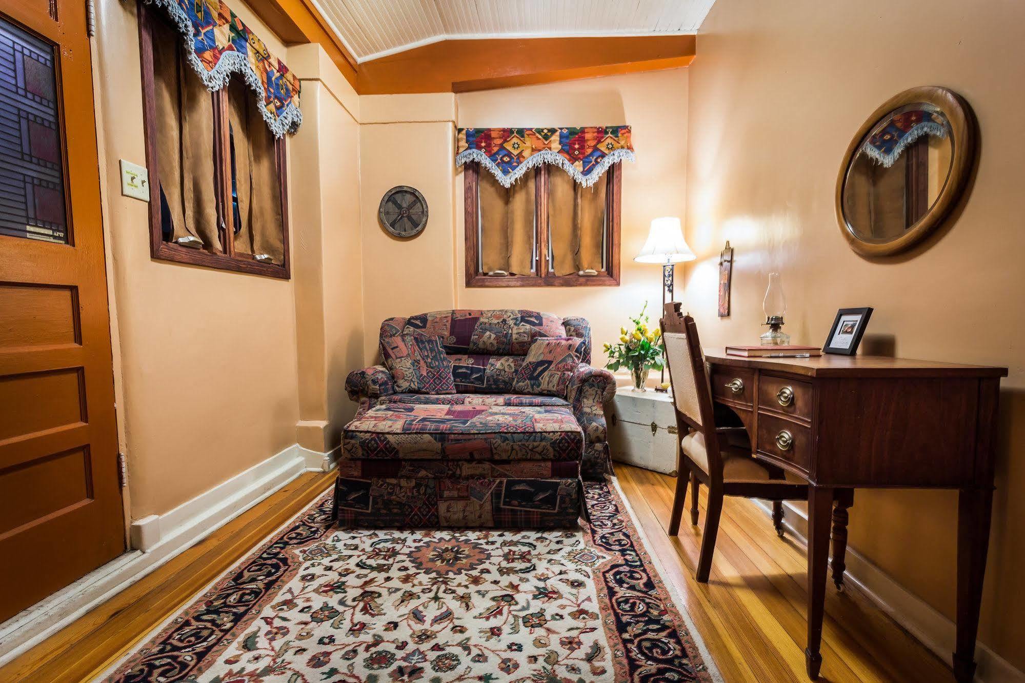 Downtown Historic Bed & Breakfast Albuquerque Bagian luar foto